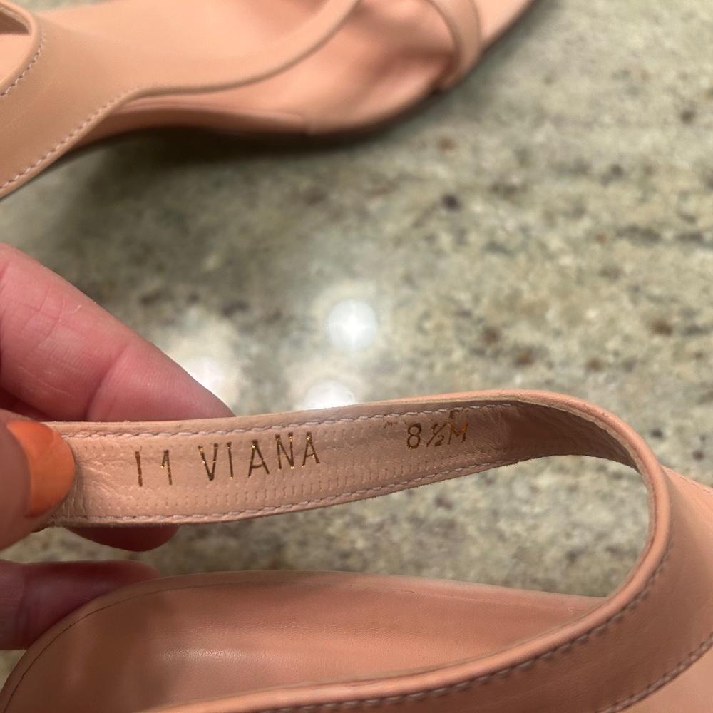 New! Gorgeous Powder Pink Leather Donald Pliner Kitten Heel Sandals - Picture 7 of 9